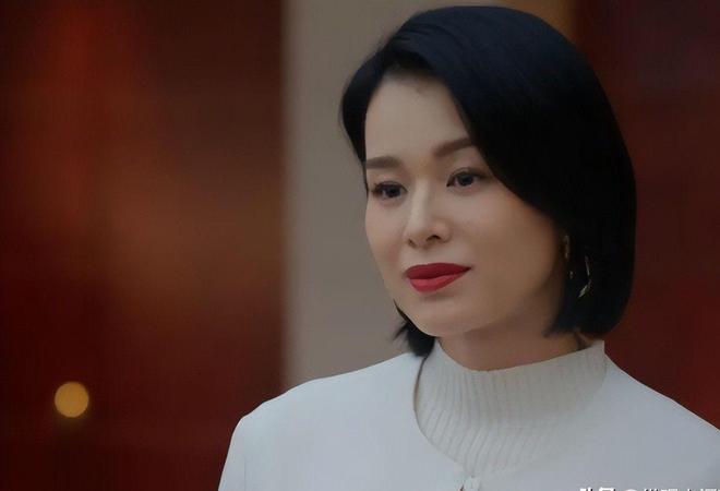 实：刘嘉玲脸垮了舒淇又嫩了胡杏儿赢麻AG旗舰厅ios澳门水舞间镜头好真(图16)
