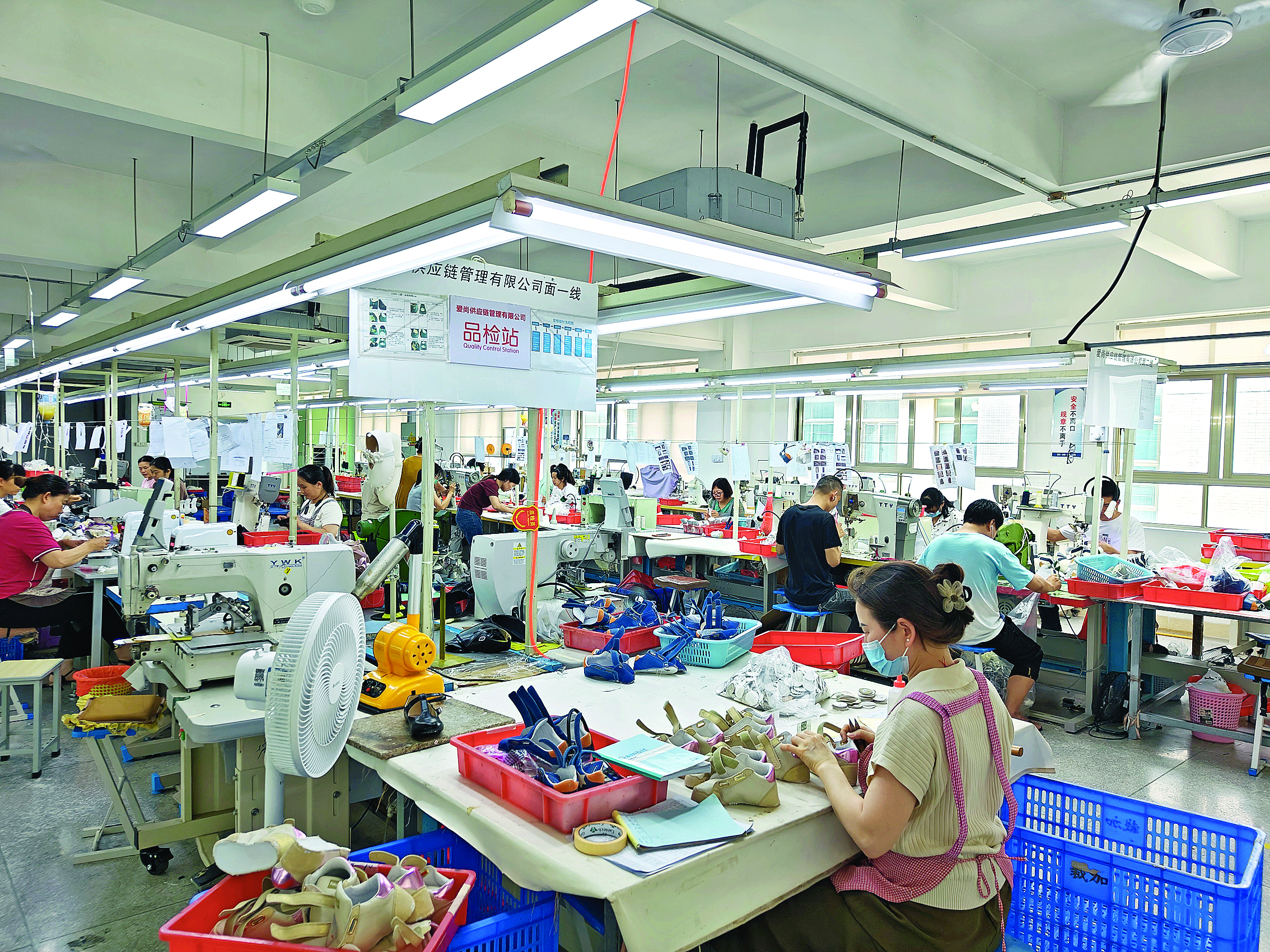 惠东明年鞋业总产值力争破500亿AG旗舰厅入口跨境电商+品牌突围(图1) 惠东明年鞋业总产值力争破500亿AG旗舰厅入口跨境电商+品牌突围(图1)